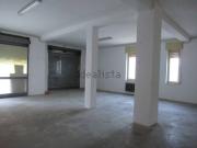 Locale in vendita di 147 m² in Via Italia