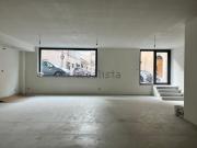 Locale in vendita di 150 m² in Via Federico Meninni, 62