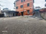 Locale in vendita di 150 m² in Via Pietro D&apos Abano