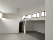 Locale in vendita di 151 m² in Via Verdi, 54033