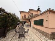 Locale in vendita di 160 m² in Via della Lince