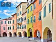 Locale in vendita di 1700 m² in Via Antica Romana, 19020