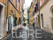 Locale in vendita di 170 m² in Via dei Banchi Nuovi