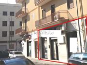 Locale in vendita di 170 m² in Via Romagna, 62