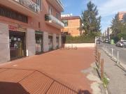 Locale in vendita di 178 m² in Via Francesco Selmi, 85