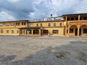 Locale in vendita di 1800 m² in Via Rebosola, 20