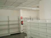 Locale in vendita di 180 m² in Via Giovan Battista Vaccarini