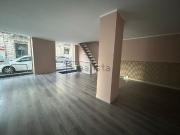 Locale in vendita di 180 m² in Via Guglielmo pepe angolo...