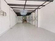 Locale in vendita di 190 m² in Via Carlo Cattaneo, 82