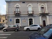 Locale in vendita di 190 m² in Via Duca Degli Abruzzi, 82