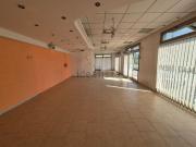 Locale in vendita di 192 m² in Via Colombara, 5