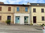 Locale in vendita di 200 m² in Via Giacomo Matteotti, 99