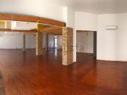 Locale in vendita di 201 m²