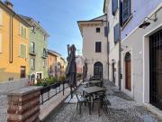 Locale in vendita di 204 m² in Via Castello, 33