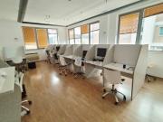 Locale in vendita di 208 m² in Via Val Badia