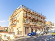 Locale in vendita di 210 m² in Via Venezia Tridentina, 2