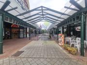 Locale in vendita di 211 m² in Via Giacomo Grazzi Soncini