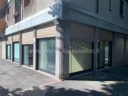 Locale in vendita di 215 m² in Corso del Popolo Locale in vendita di 215 m² in Corso del Popolo