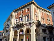 Locale in vendita di 216 m² in Via Adua, 1