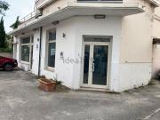 Locale in vendita di 220 m² in Viale IV Novembre