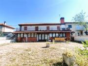 Locale in vendita di 221 m² in Via Maria Antonini