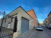 Locale in vendita di 226 m² in Via Pellizza
