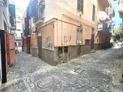 Locale in vendita di 22 m² in Via Allumiera