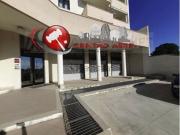 Locale in vendita di 234 m² in Via Maruggio