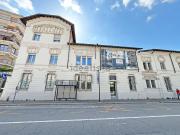 Locale in vendita di 238 m² in Via Ugo Foscolo, 6