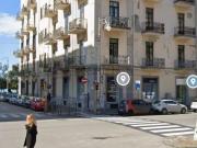 Locale in vendita di 240 m² in Via Arturo de Felice
