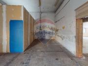 Locale in vendita di 249 m² in Via Carlo Carli, 1