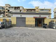Locale in vendita di 250 m² in Via Tiziano, 3