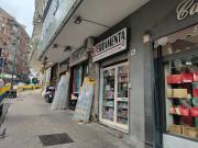 Locale in vendita di 25 m² in Piazza Enrico de Leva, 33