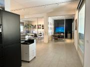 Locale in vendita di 309 m² in Via Padana Superiore, 5