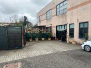 Locale in vendita di 266 m² in Via Postumia, 45 Locale in vendita di 266 m² in Via Postumia, 45