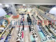 Locale in vendita di 269 m² in Via Imperatore Adriano, 6