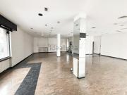 Locale in vendita di 270 m² in Viale Adamello, 42