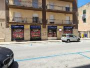 Locale in vendita di 276 m² in Via Salvatore Lonero, 18