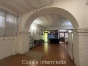 Locale in vendita di 280 m² in Via Mazzani, 1