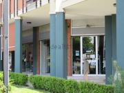 Locale in vendita di 283 m² in Via Galimberti Tancredi, 37