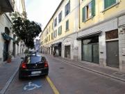 Locale in vendita di 28 m² in Via Bergamo, 22