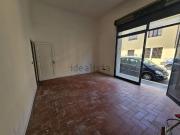 Locale in vendita di 28 m² in Via Bronzino, 143
