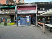 Locale in vendita di 28 m² in Via Picco Madre Anna...