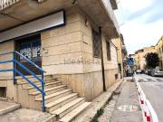 Locale in vendita di 290 m² in Viale Europa, 38