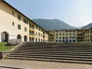 Locale in vendita di 294 m² in Via Mandalossa