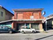 Locale in vendita di 294 m² in Via Monviso