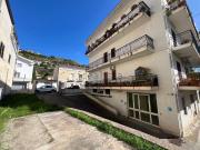 Locale in vendita di 295 m² in Via Bologna, 8