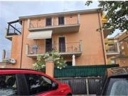 Locale in vendita di 29 m² in Viale D. Alighieri, 67