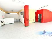 Locale in vendita di 300 m²