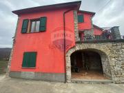 Locale in vendita di 300 m² in Località Cavizzano, 31